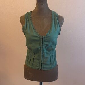 Chic Green Sleeveless Blouse